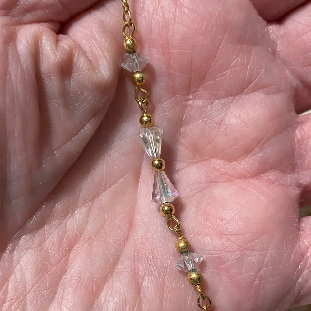 Vintage Gold and Crystal 32” chain Necklace